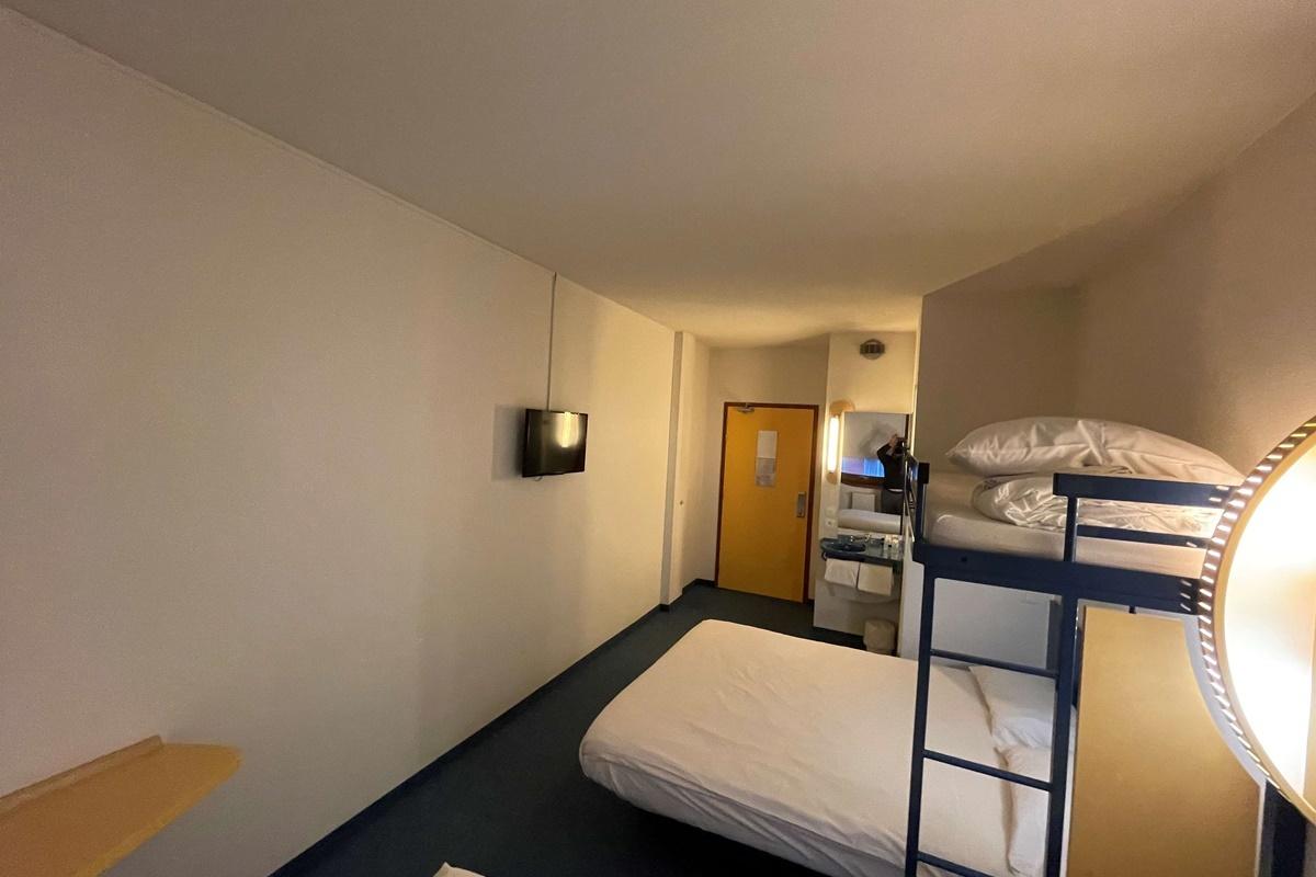 Kyriad Direct Montauban Centre Екстер'єр фото