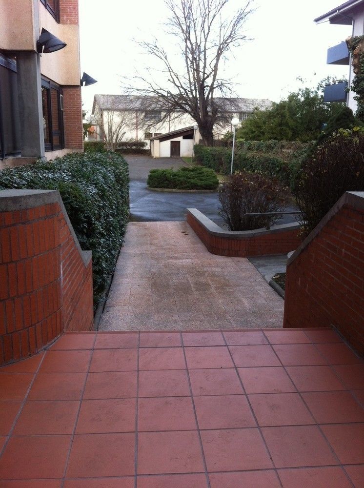 Kyriad Direct Montauban Centre Екстер'єр фото